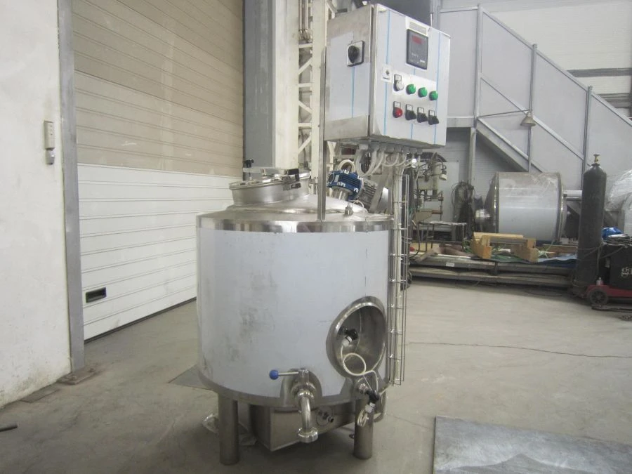 VDP-Type Tanks for Heating, Pasteurizing, and Cooling