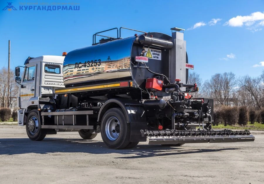 Bitumen Distributor DS-43253 (KZDM43253 based on KAMAZ 43253-G5 Chassis)