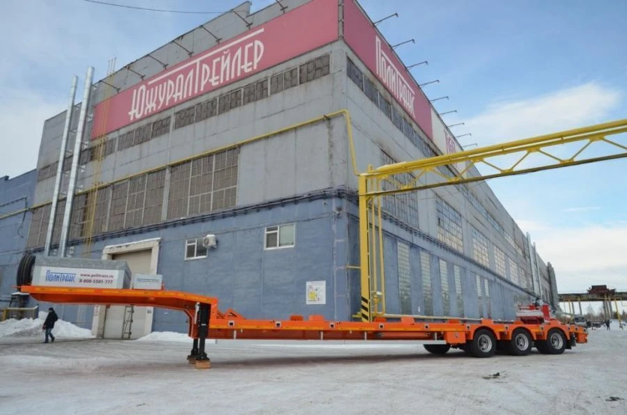 Heavy-Duty Semi-Trailer for Transporting Large Cargo and Equipment - Politrans 94183-100