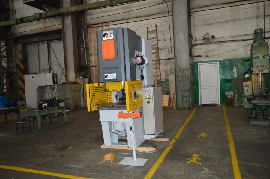 Mechanical Press for Punching and Stamping Products KI2126D