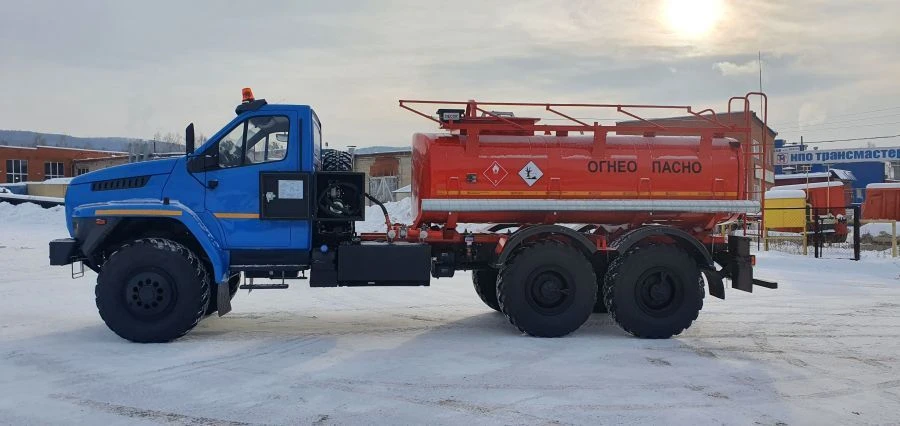 Автотопливозаправщик АТЗ 4671L2-11на шасси Урал 4320-70