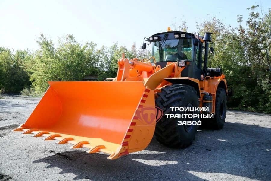 Front Loader PBTK-764.TTZ "STANISLAV" with YAMZ Engines