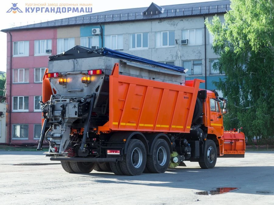 Combined Snow Cleaning Machine MD-651A (Based on KAMAZ 6520-B5 and 6520-53)
