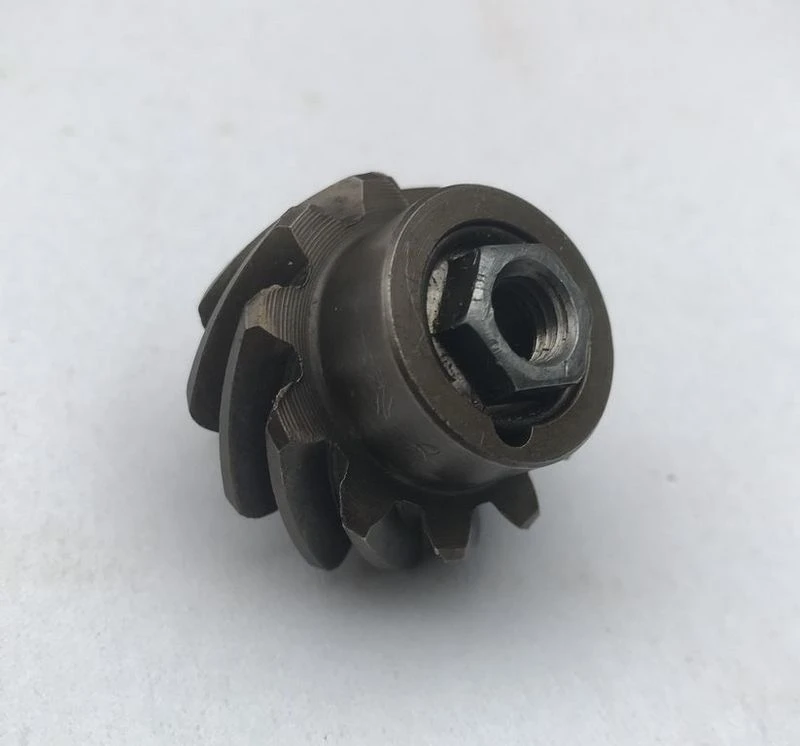 Oil Pump Gear with Nut for ZMZ Engines 406.1011216-10