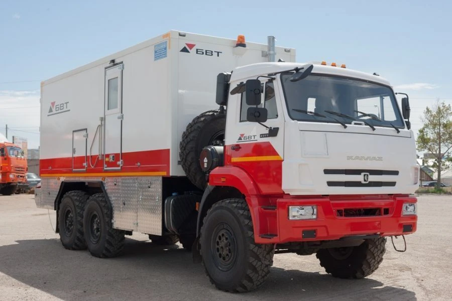 Self-Propelled Logging Lift PКС Model 69574H on KAMAZ Chassis