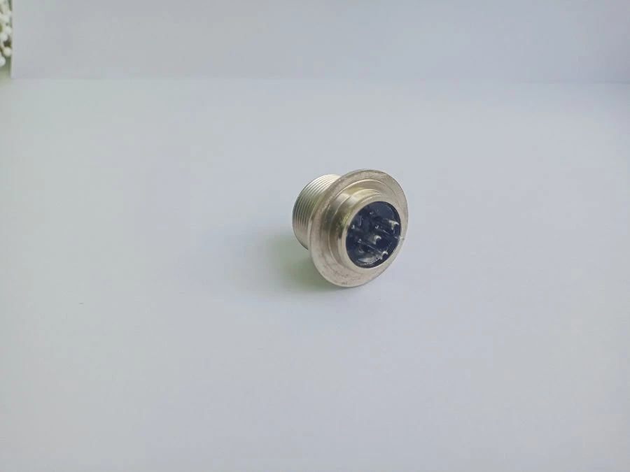 EKA Connector (Plug) for Electrical Circuits