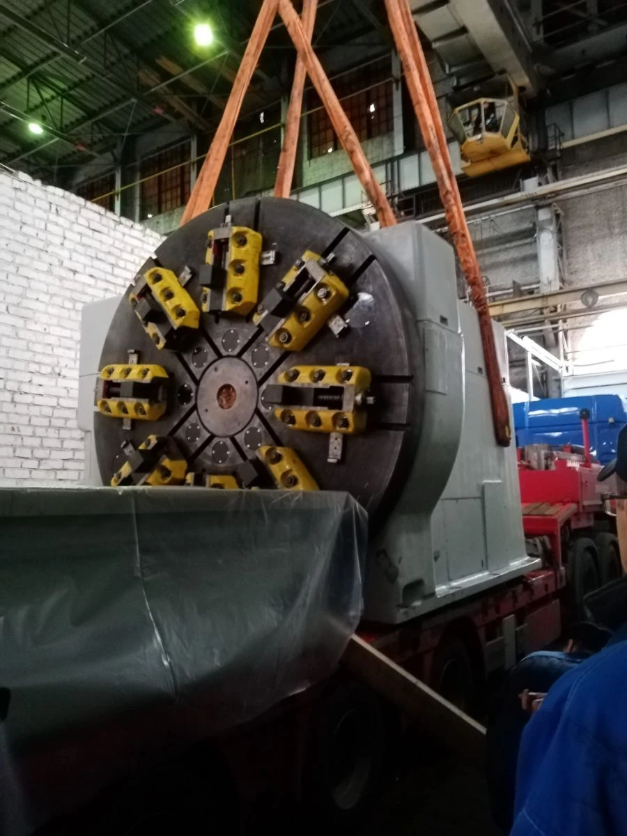 Comprehensive Overhaul of Lathe Machine Model 1A675P