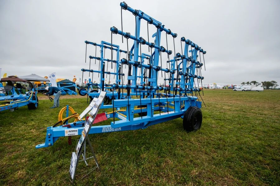 Hydraulically Operated Tooth Harrow "Victory" BZGT-9