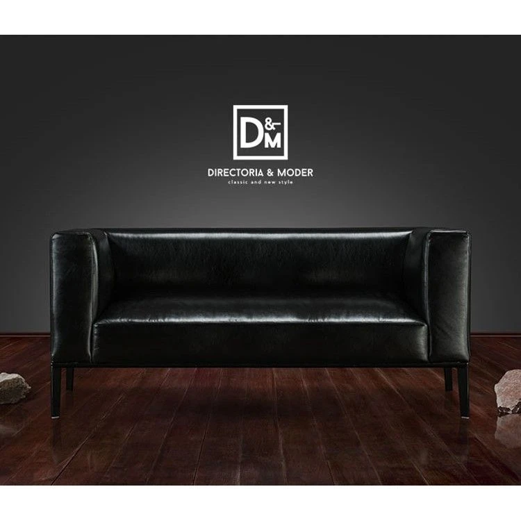 Versatile Ottoman Verdi for Home Decor