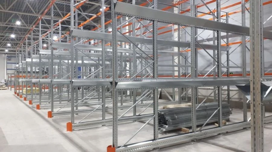 Deep Storage Racks for Efficient Warehouse Space Management
