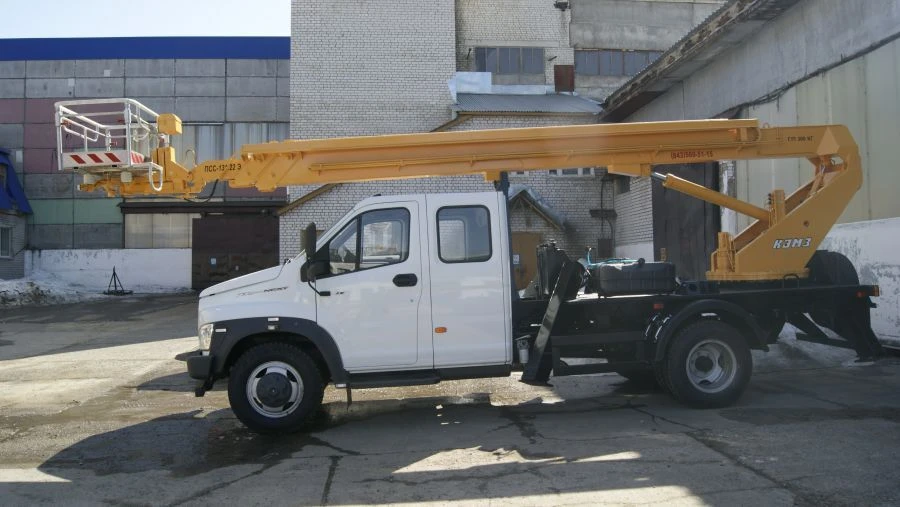 GAZ-C41R31电动剪叉升降机PSS-131.22E