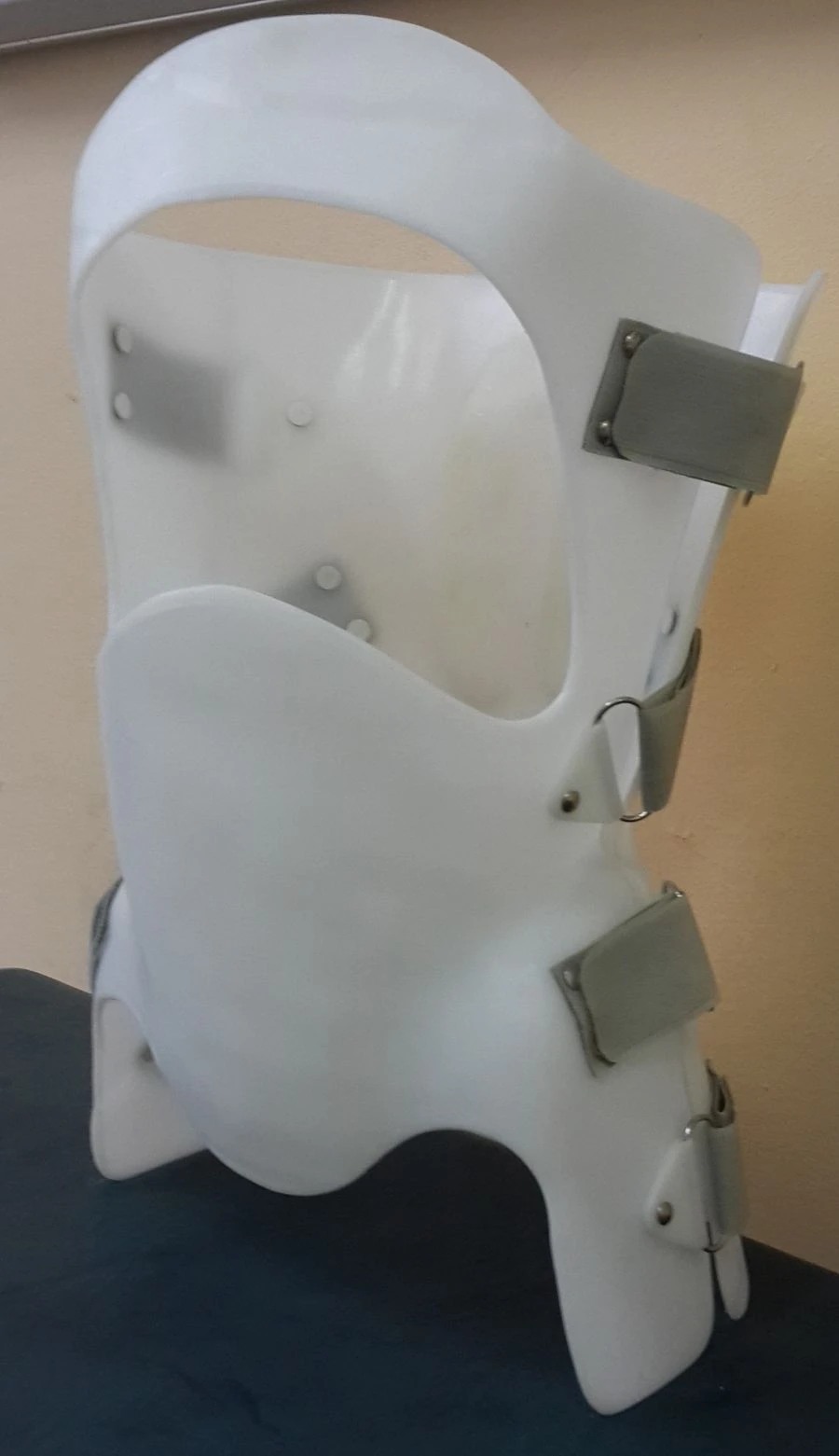 Rigid Spine Support Corset for Maximum Stabilization