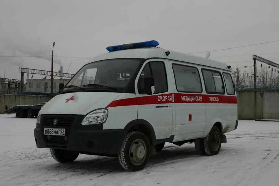 Emergency Medical Vehicles with Gasoline Engine, Type 38406A, Mod. 384064, 384065, 384066, 384067