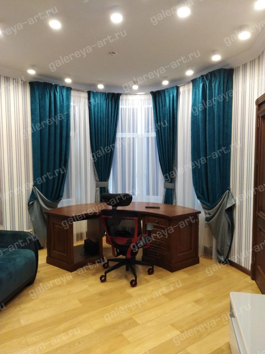 Light-Blocking Atlas Curtain for Large Spaces