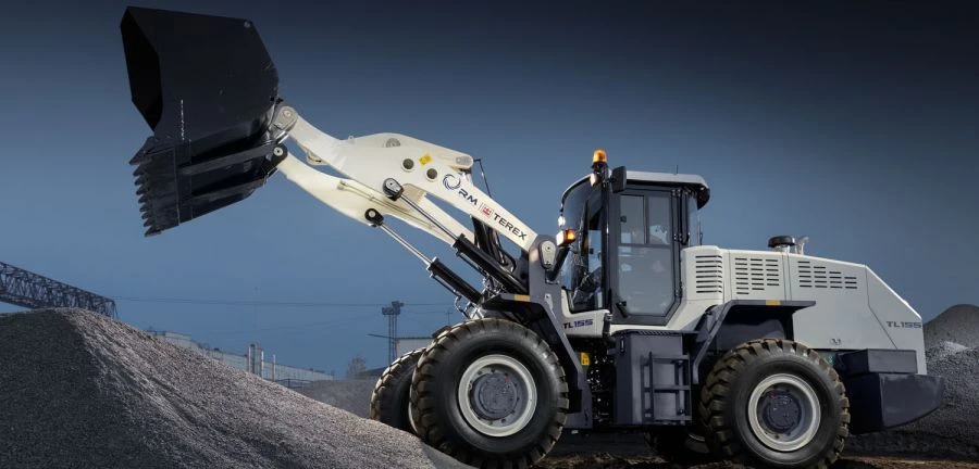 TL-155 Front Loader with YAMZ-53646-10 Engine and ZF4WG-160 Transmission