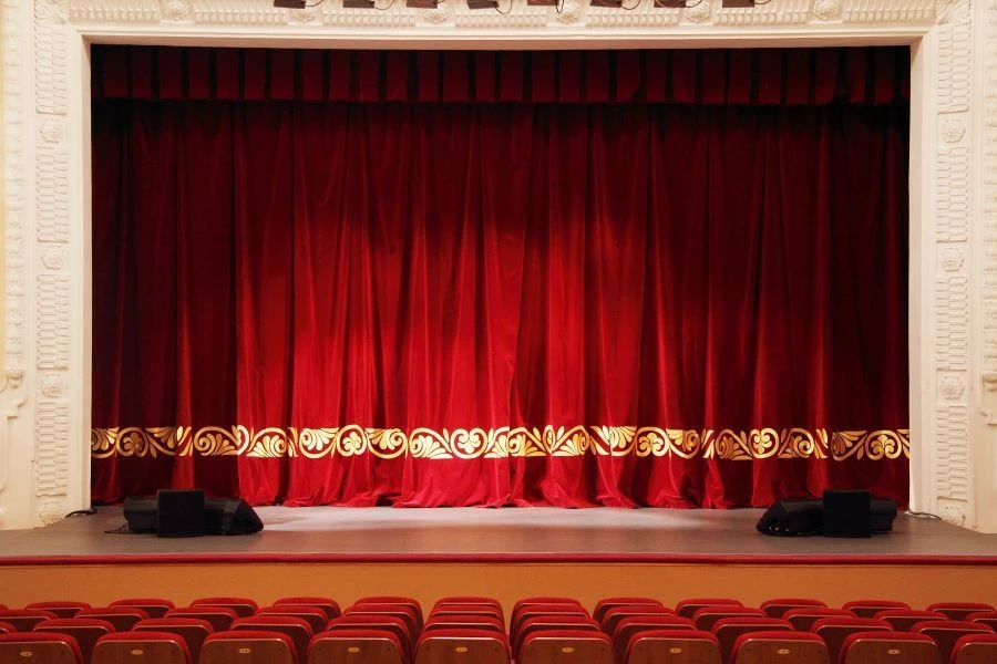 Theatrical Curtain - Item 001