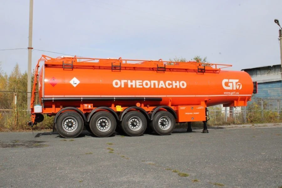 PPC-9-4轻油产品运输半挂罐