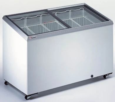CARAVELL Freezer Chest Model 40693 for Efficient Storage