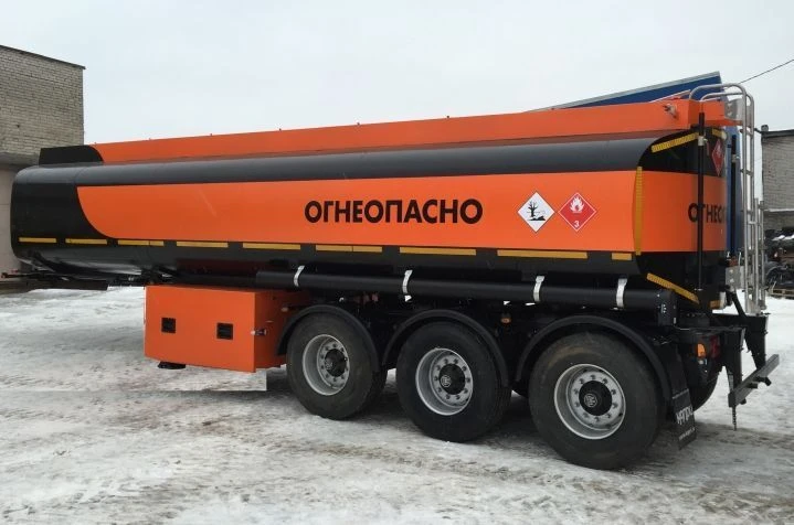 Semi-Trailer Tank for Transporting Oil Products Model 9639B