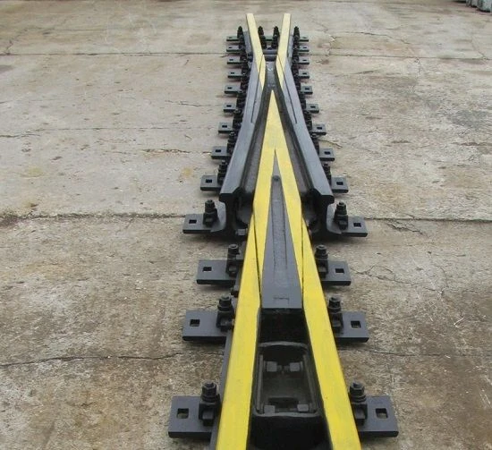 P65 Type Cross Joint Mark 1/9 - 2434.04.010