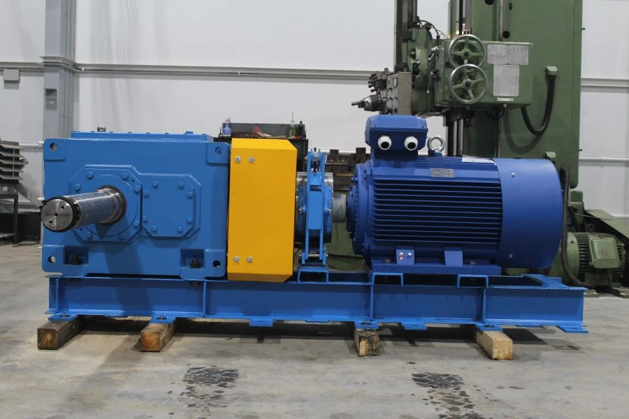 Two-Stage Conical-Cylindrical Gear Motor PKC-28-11.2-42-C