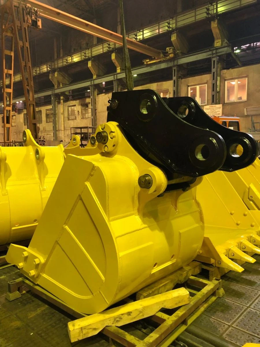 Quick Coupler Mechanism for Excavator Equipment Replacement