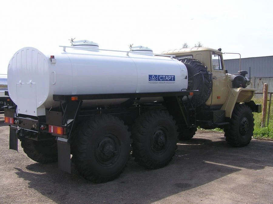 Ural-4320 食品液体专用罐车