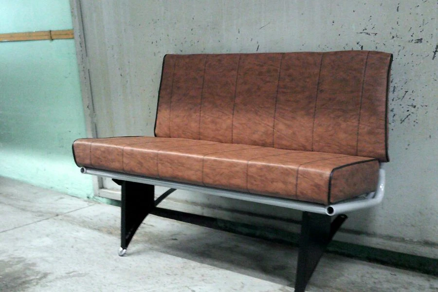 Right Rear Two-Seater Seat 3205-6820010-40