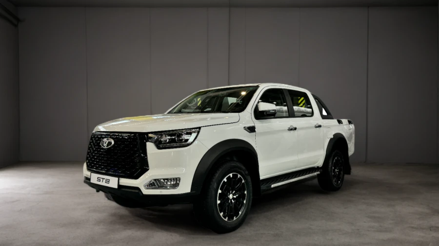 Sollers ST8 Comfort Diesel 4x4 Truck with Open-Back Platform