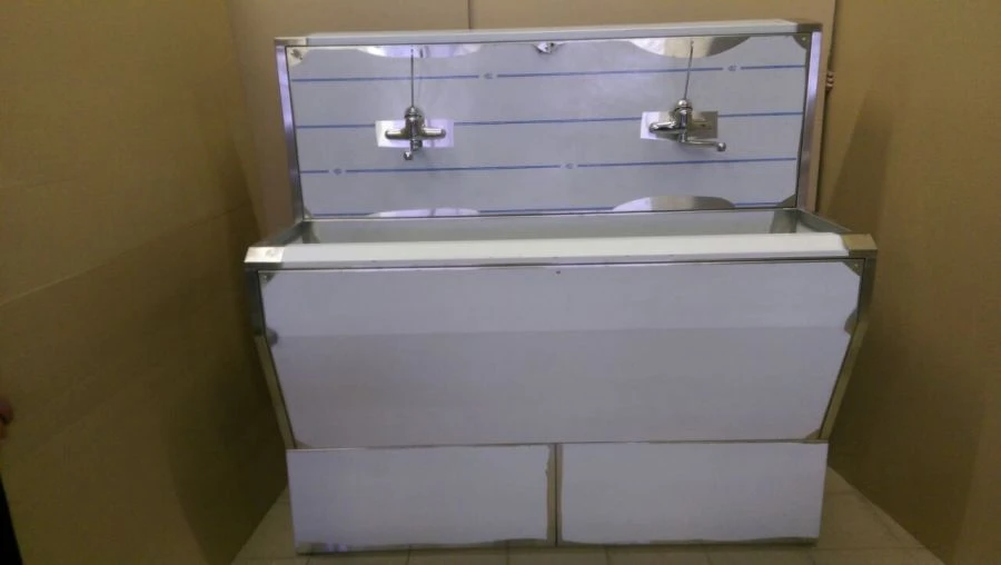 Wall-Mounted Surgical Wash Station HMM-072 "LABROMED-3