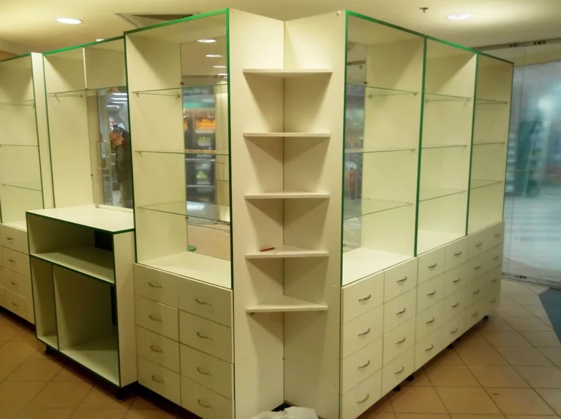 Wooden Display Shelving Unit for Retail Businesses