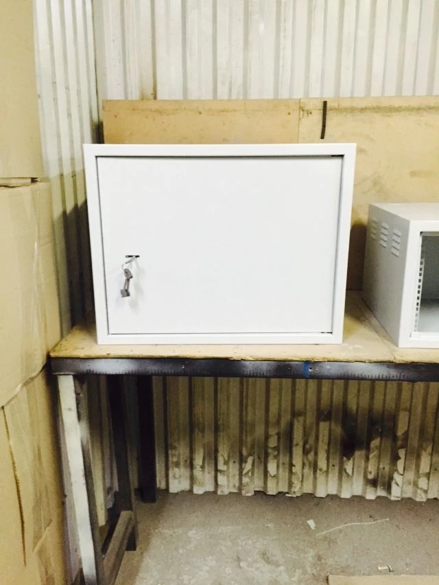 Wall-Mounted Telecommunications Cabinet 4U to 48U