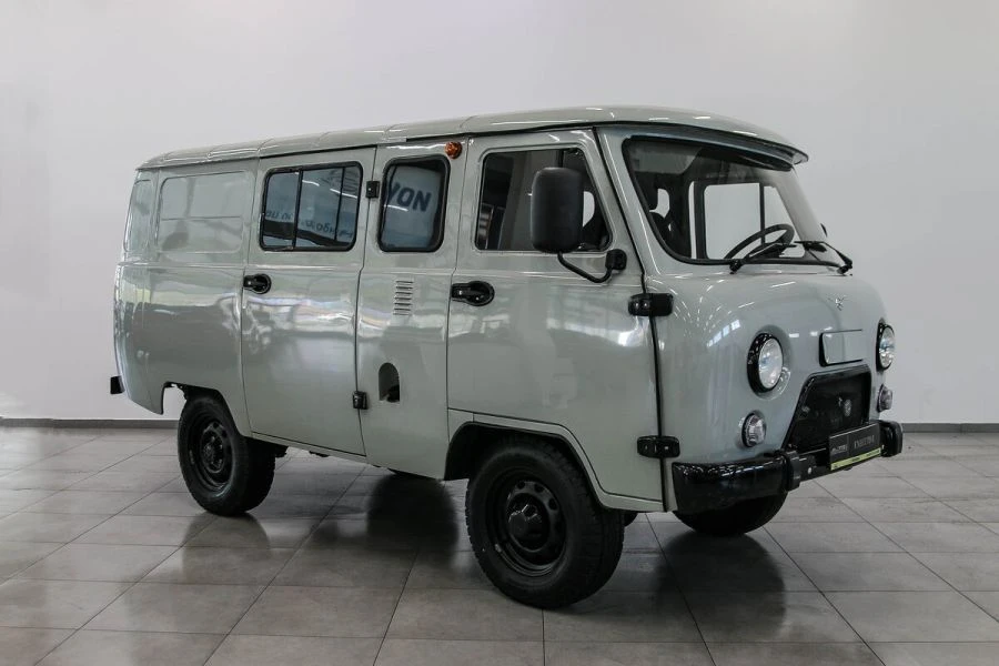 UAZ 374195-661-07 Cargo Truck - Versatile All-Metal Van
