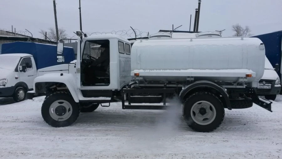 专用运输车辆 - 油罐车 47120R