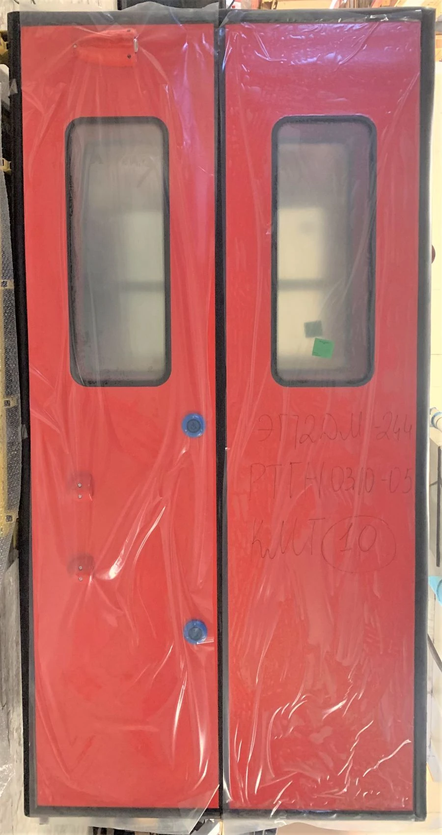 Side Sliding Door Block for EP2D Trains, Model RTHN.11.EP2D.32.10.00.000-04
