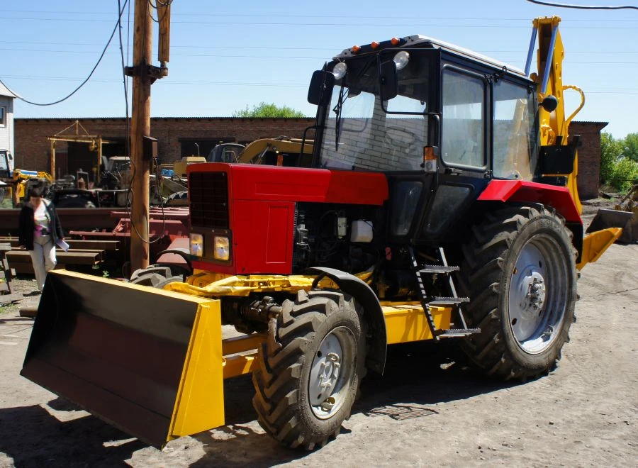 EO-2202 Single-Bucket Excavator for Earthworks & Loading