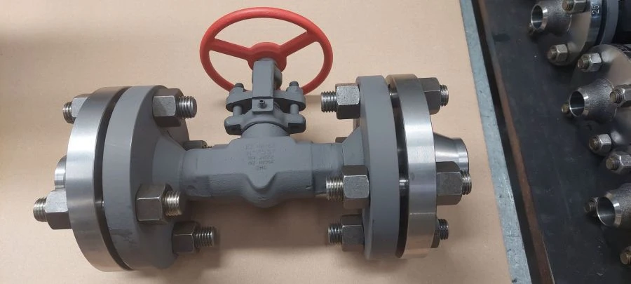 Steel Shut-off Valve KZ DN 15-40 PN 1.6-25.0 MPa