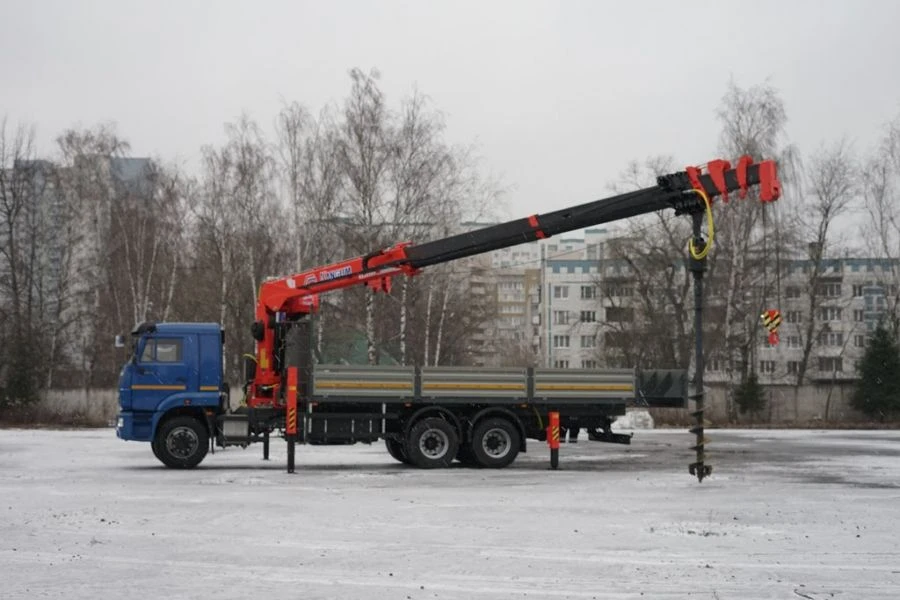 Multi-functional Hydraulic Truck with Crane MKMA based on KAMAZ 65117 Model 64K16N-U6