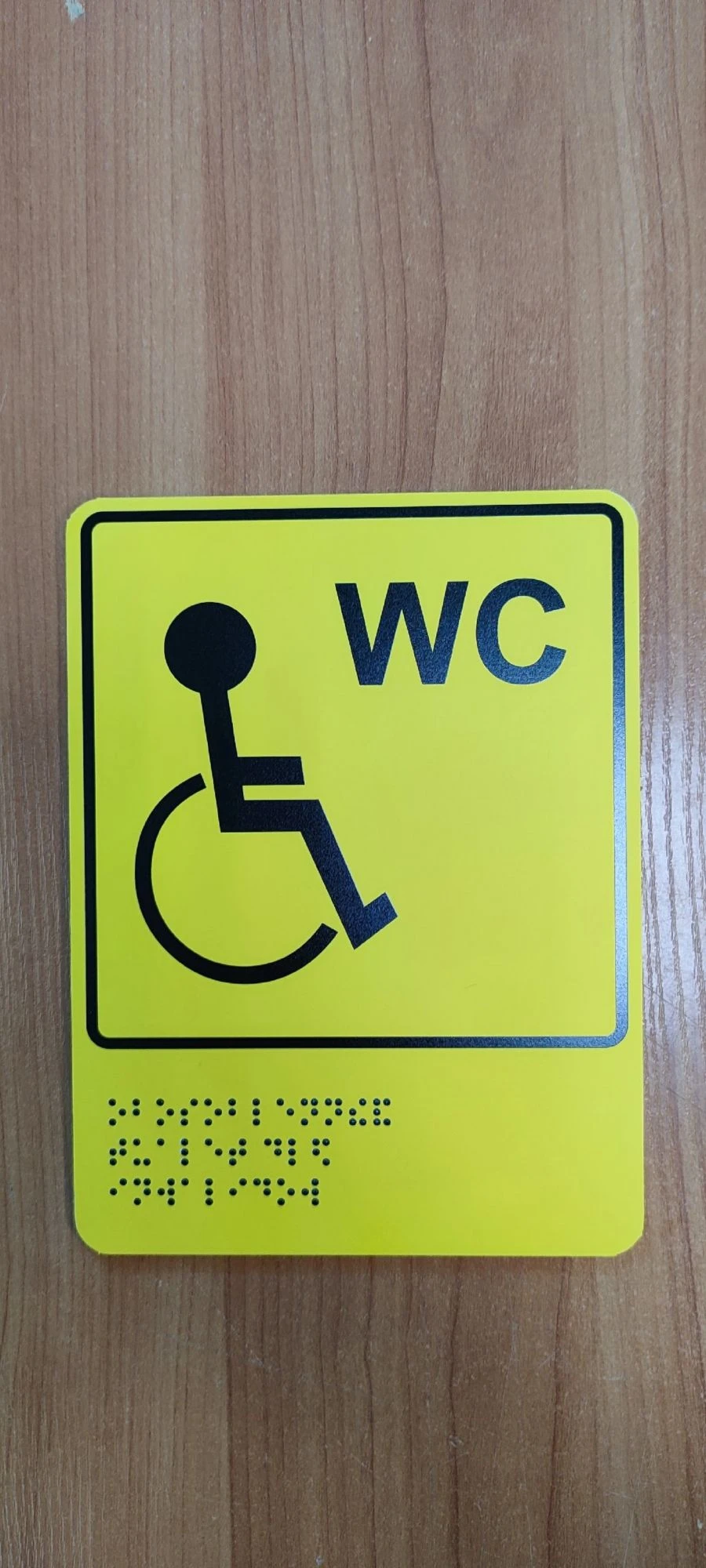 Tactile Information Sign for Visually Impaired Individuals
