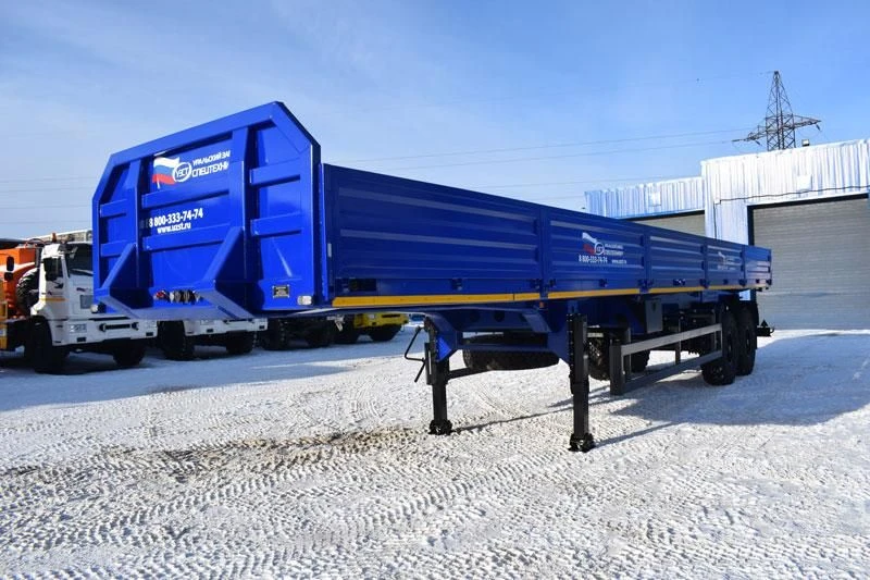 Flatbed Semi-Trailer for Transporting Heavy Equipment, Model 9179-0000042