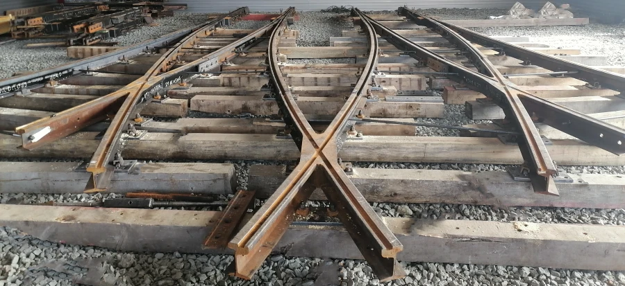 Double Symmetrical Tramway Switch R50 for Trolleybuses 30888 (8610.00.000)
