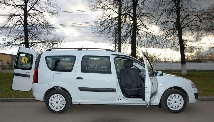 Passenger Cars for Transporting Individuals with Disabilities 1806B1