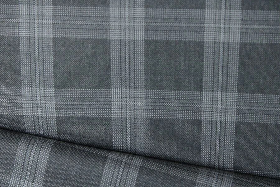 Suiting Fabric Wool Blend 19s77sAR-DYA, Color 100-48