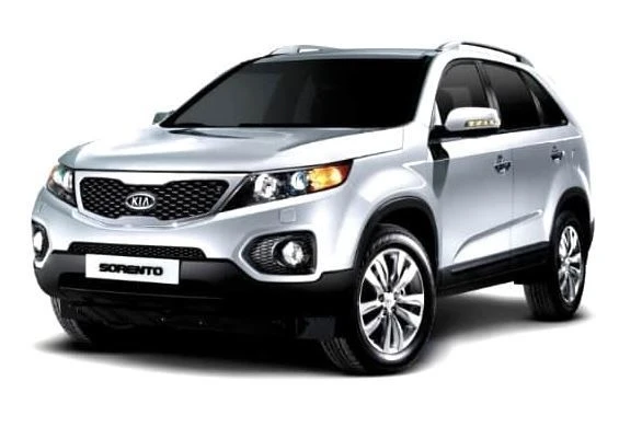KIA Sorento Crossover with 2.4L Engine, Manual Transmission, AWD