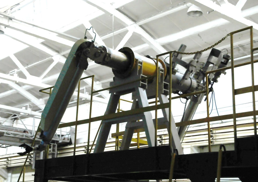 Mechanical Copying Manipulator MМК-10-2Г for Medium-Sized Hot Chambers