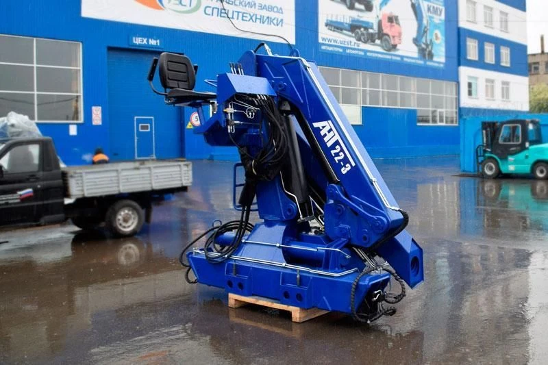 Crane for Load Lifting and Manipulation ANT 22-3