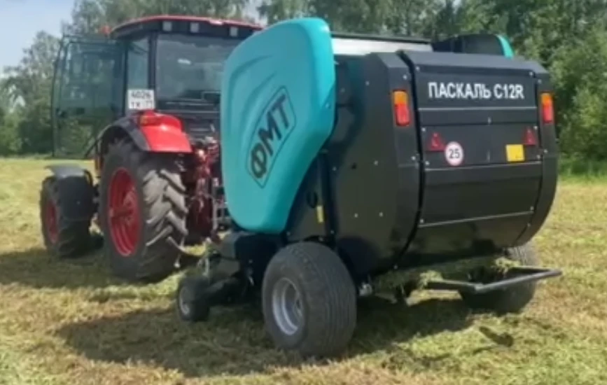 Roll Balers PASCAL C12R with Chain Lubrication System