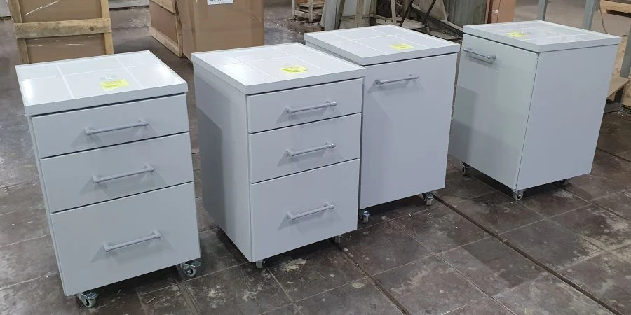 Mobile Wall-Mounted Cabinet "TP