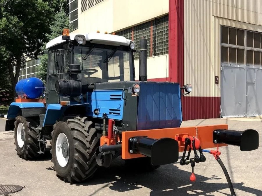 Self-Propelled Wheel-Reverse Tractor KRT-1