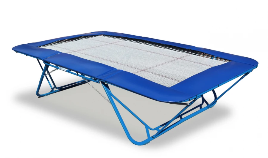 Non-Folding Training Trampoline Without Tables